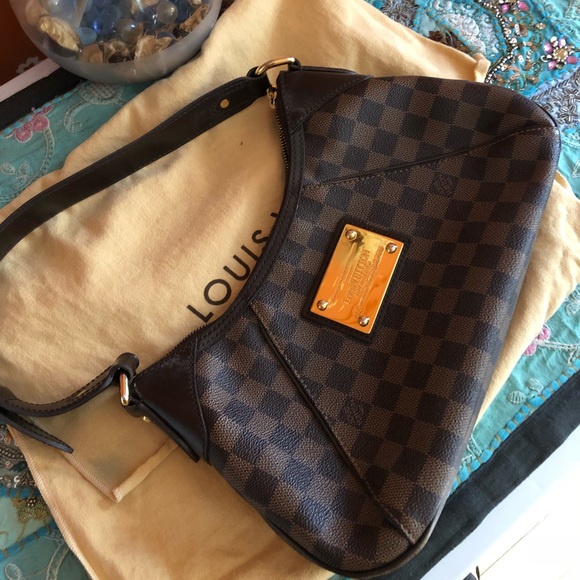Louis Vuitton Handbags - Louis Vuitton Thames pm